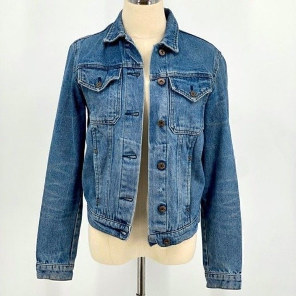 Carmar blue distressed denim jacket XS BoxH